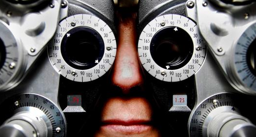 人工智能瞄准了眼科检查