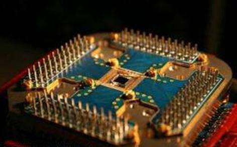 ​谷歌的目标是用一个50量子位处理器来展示量子霸权